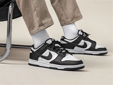 Nike Dunk Low Suede Panda 